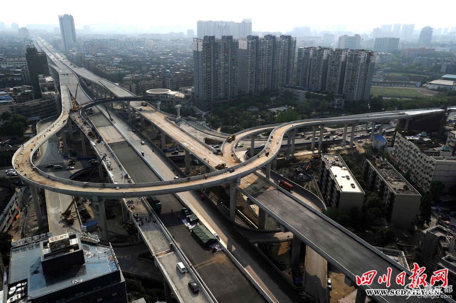 西部特大中心城市快速高架路——成都二环高架全线贯通