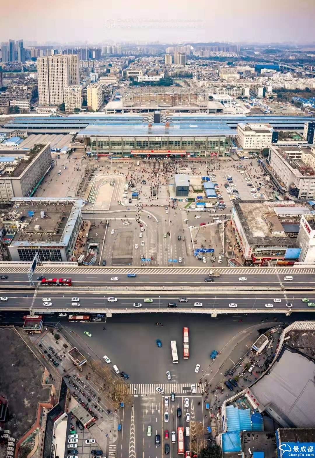 如果火车北站改建为天府广场,北门会不会逆天? - 成都