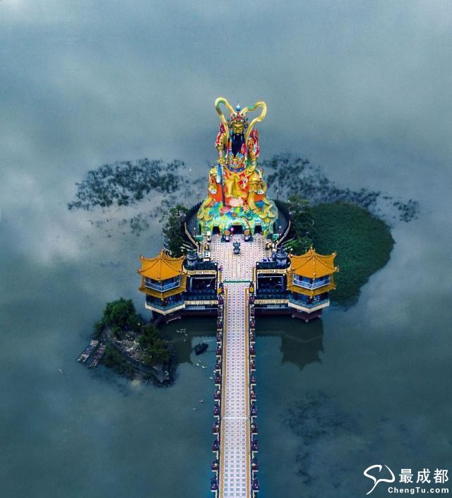 泰国灵蛇庙图片